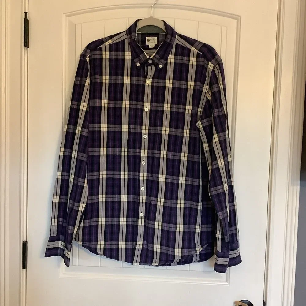 J. Crew Washed Tartan Plaid Button Down 💜😎